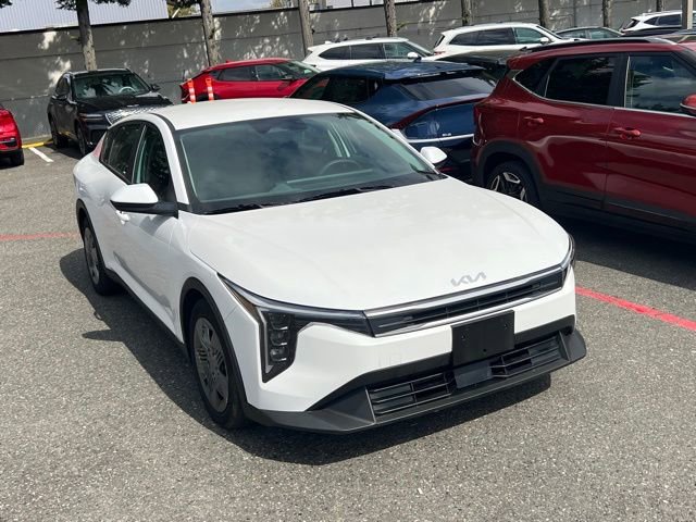 Certified 2025 Kia K4 LX image 5