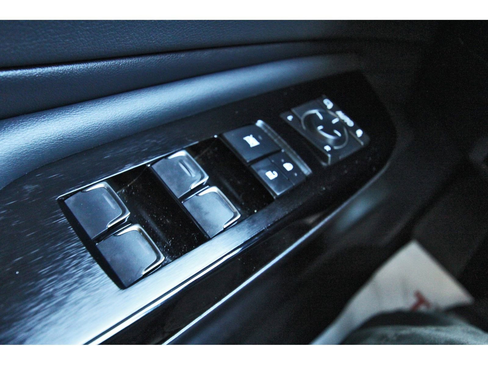 Used 2024 Lexus ES 350 w/ Premium Package image 17