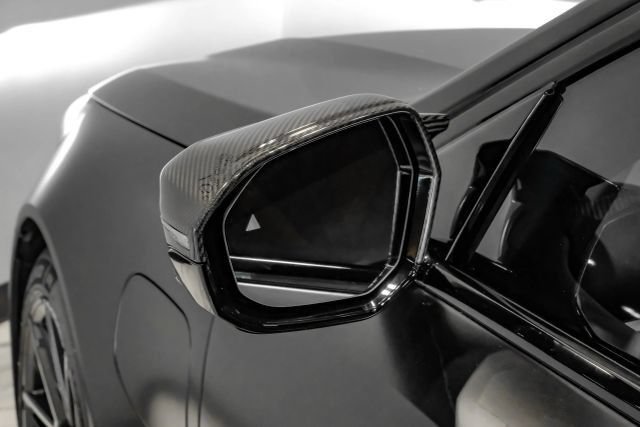 Used 2026 BMW M5 w/ Carbon Package AWD/4WD image 56
