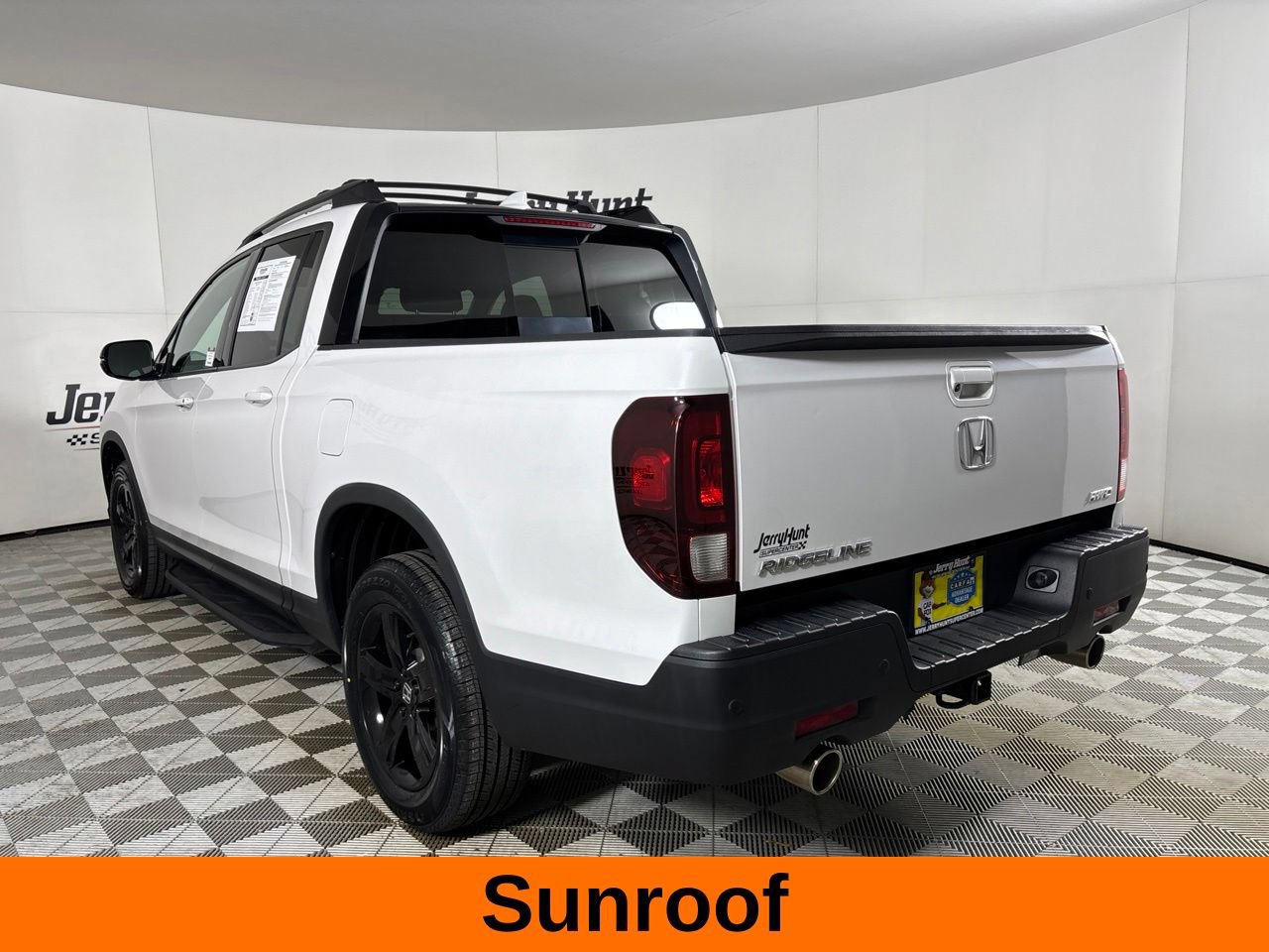 Used 2023 Honda Ridgeline Black Edition image 8