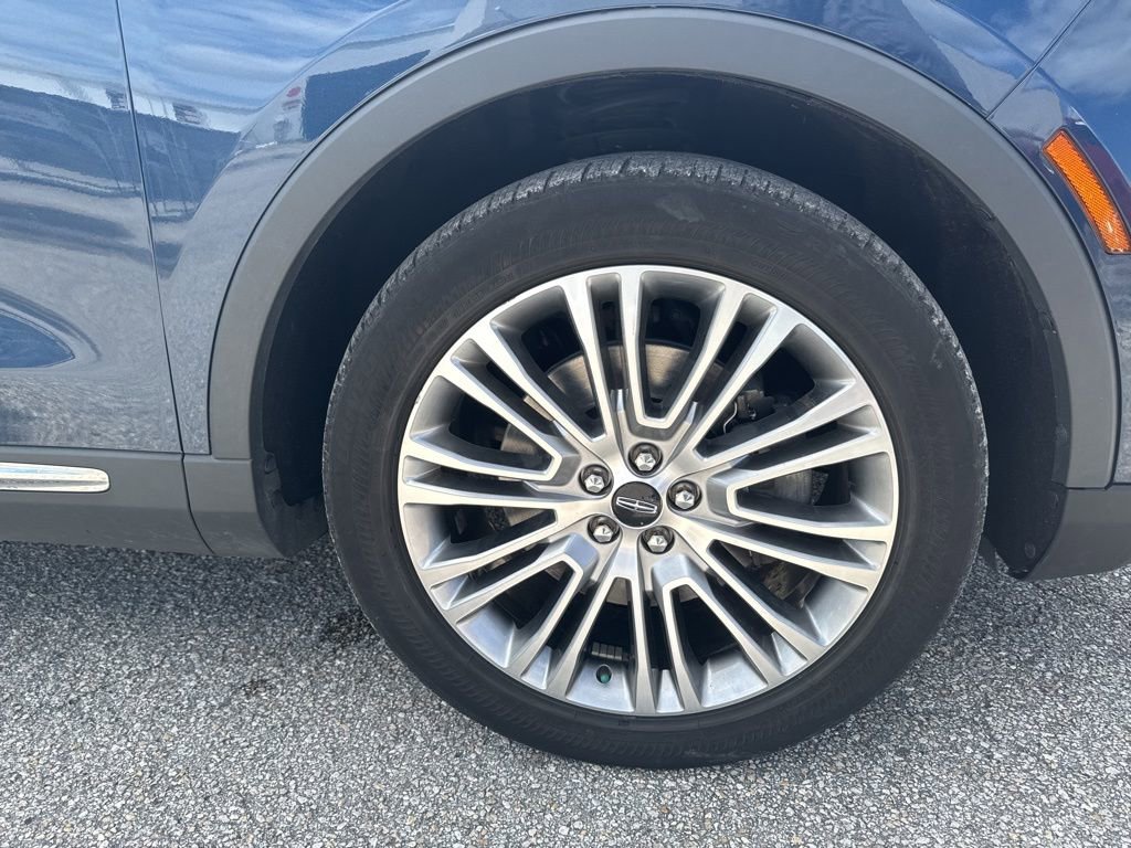 Used 2017 Lincoln MKX Reserve w/ Lincoln MKX Climate Package image 17