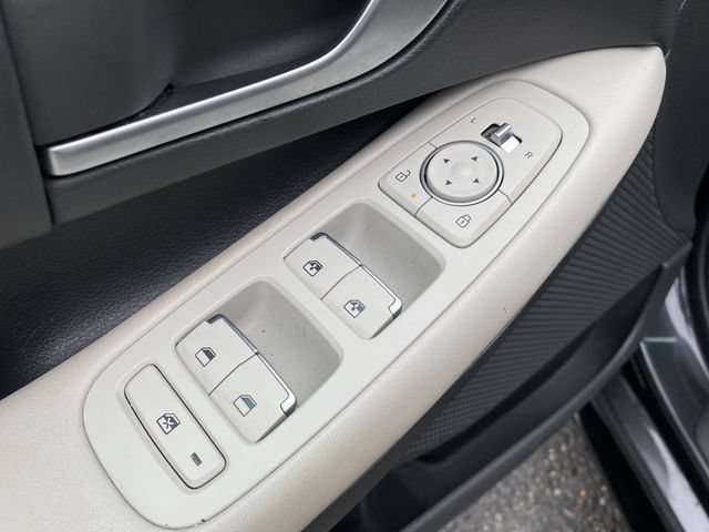 Used 2025 Hyundai Sonata SEL FWD image 17