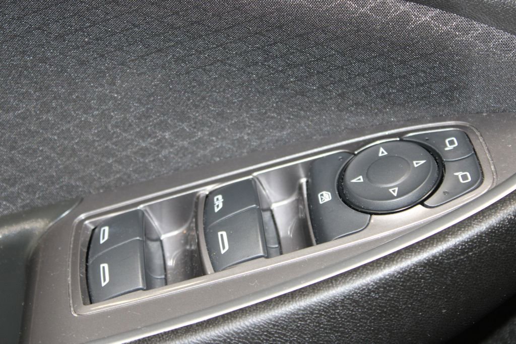 Used 2024 Chevrolet Malibu LT image 37