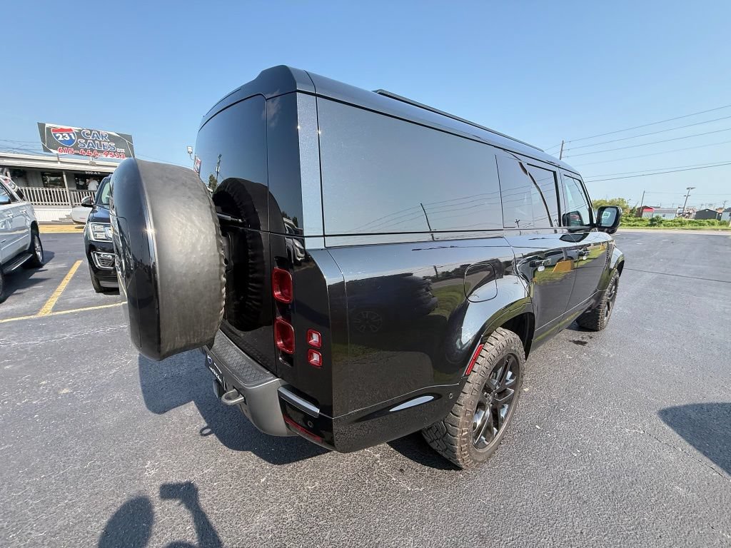 Used 2024 Land Rover Defender 130 Outbound AWD/4WD image 3