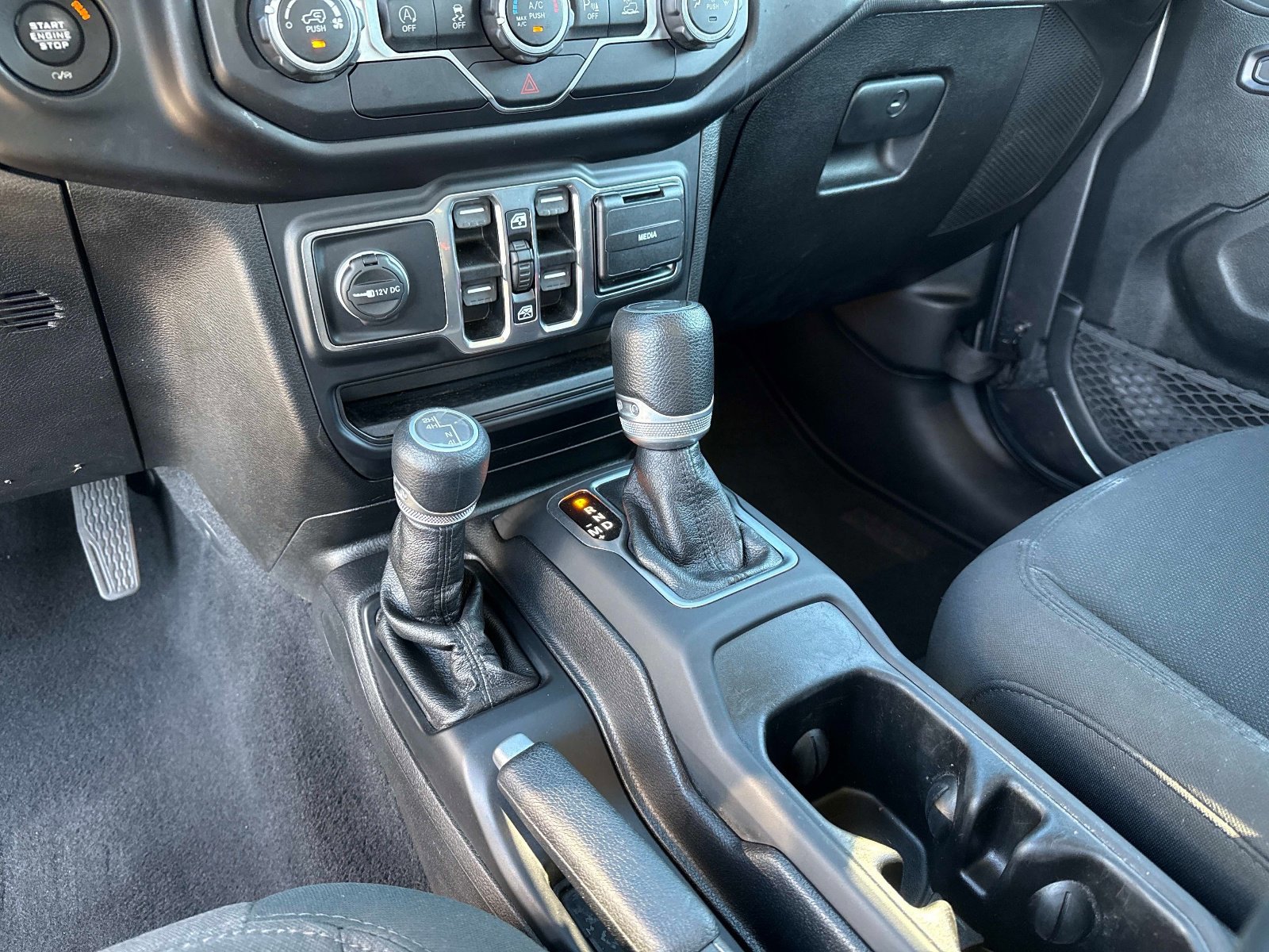 Used 2020 Jeep Gladiator Sport w/ Quick Order Package 24S AWD/4WD image 25