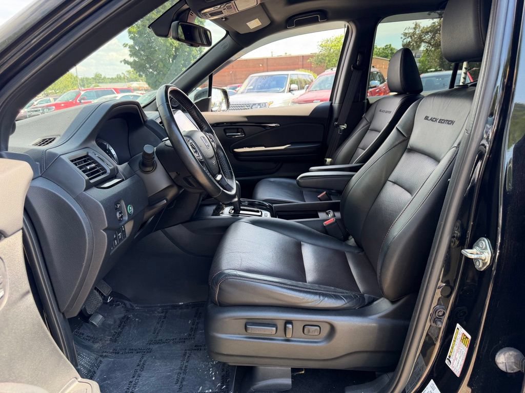 Used 2017 Honda Ridgeline Black Edition image 12
