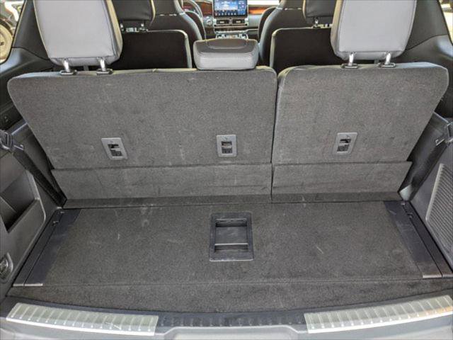 Used 2023 Lincoln Navigator Reserve image 30