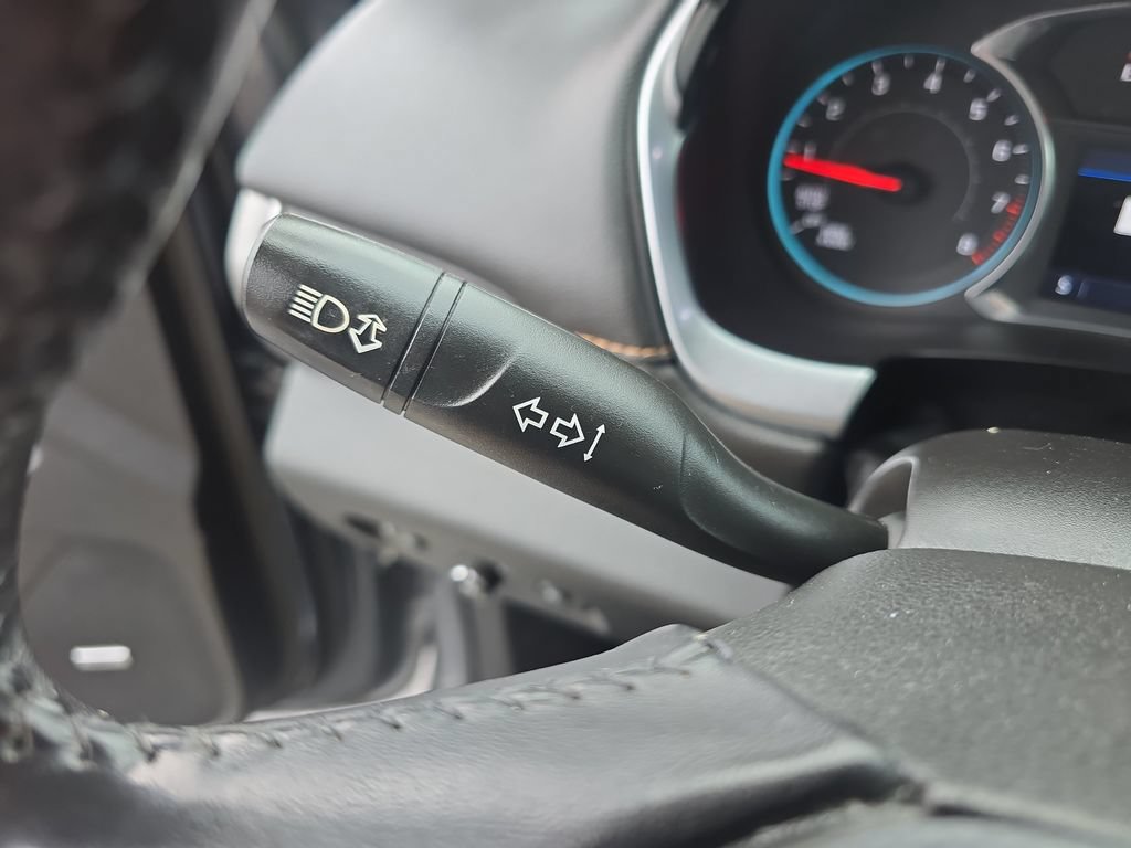 Used 2020 Chevrolet Traverse LT w/ LT Premium Package FWD image 17