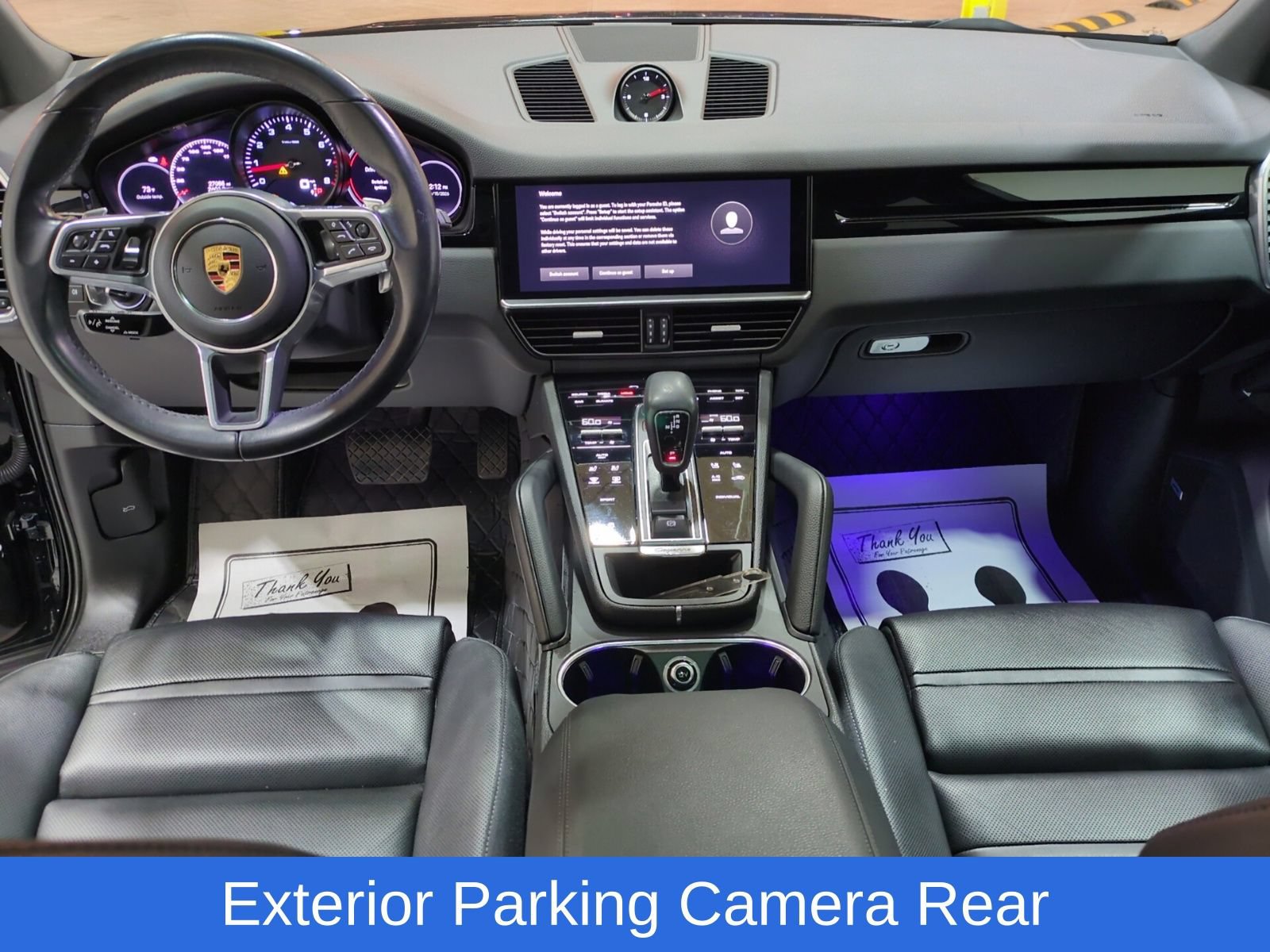 Used 2022 Porsche Cayenne w/ Premium Package AWD/4WD image 18