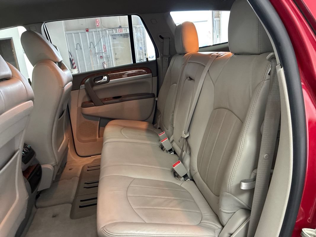 Used 2012 Buick Enclave Leather AWD/4WD image 15