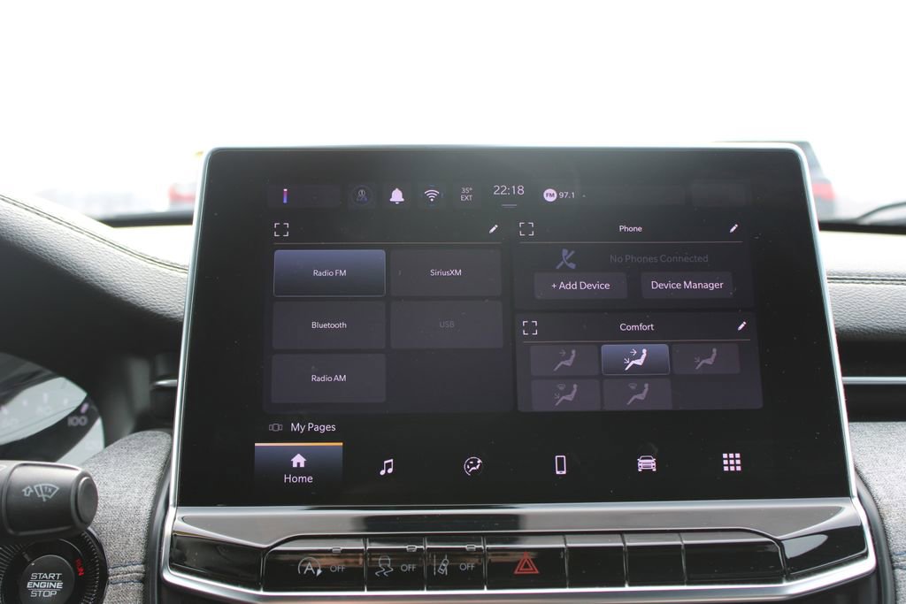 Used 2024 Jeep Compass Latitude image 41