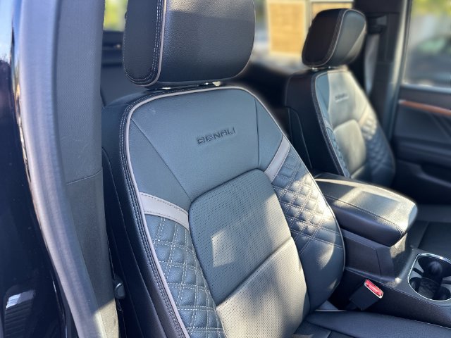 Used 2023 GMC Canyon Denali AWD/4WD image 29