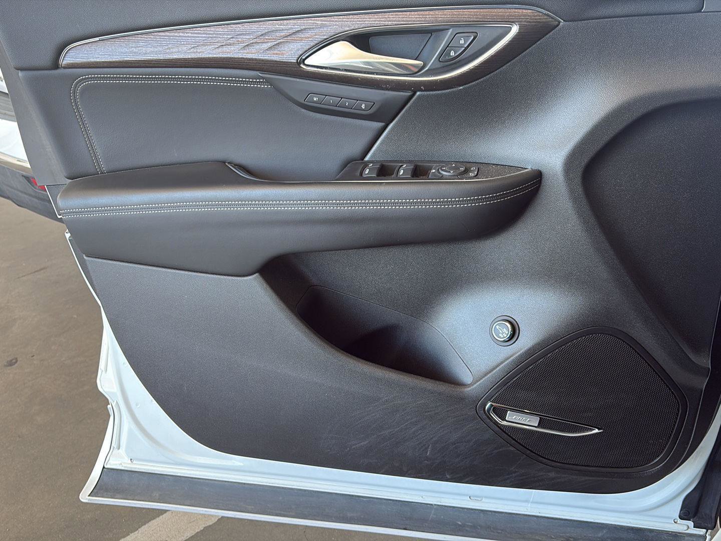 Used 2023 Buick Envision Avenir image 30