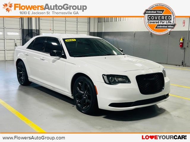 Used 2021 Chrysler 300 Touring w/ Sport Appearance Package RWD image 1