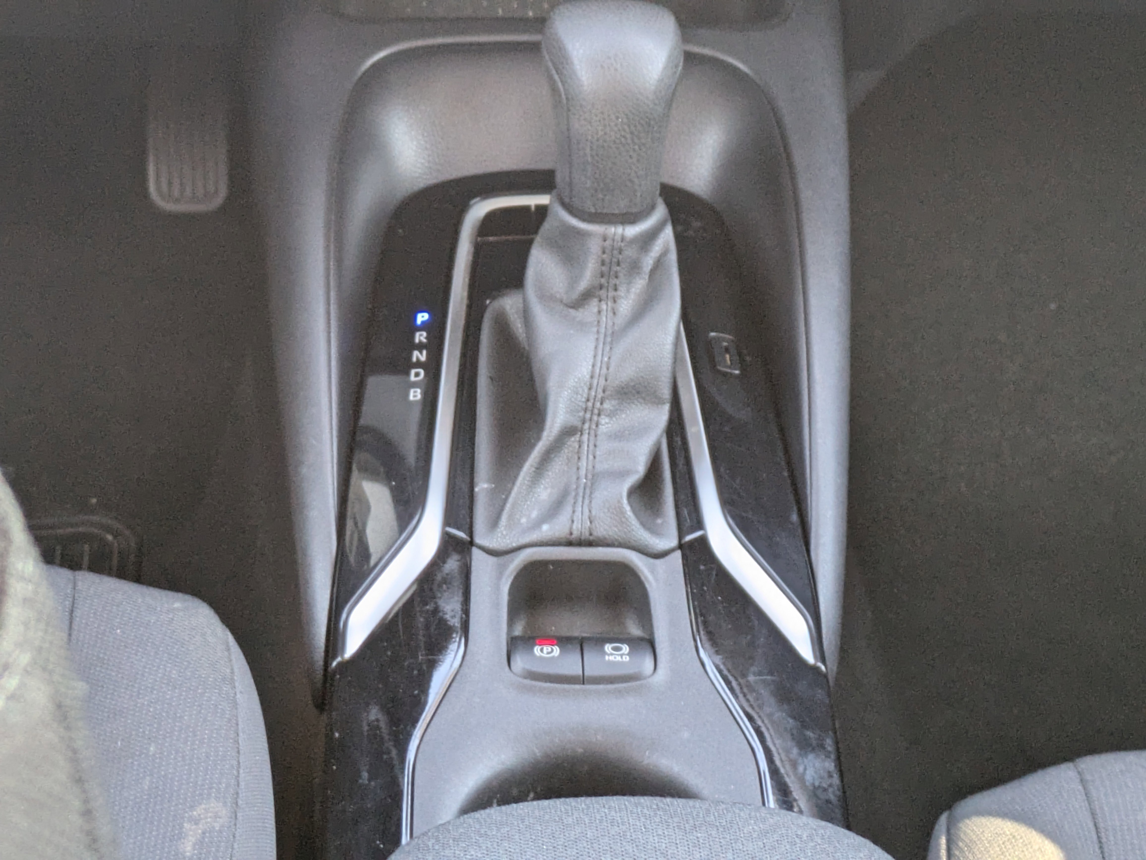 Used 2022 Toyota Corolla LE image 18