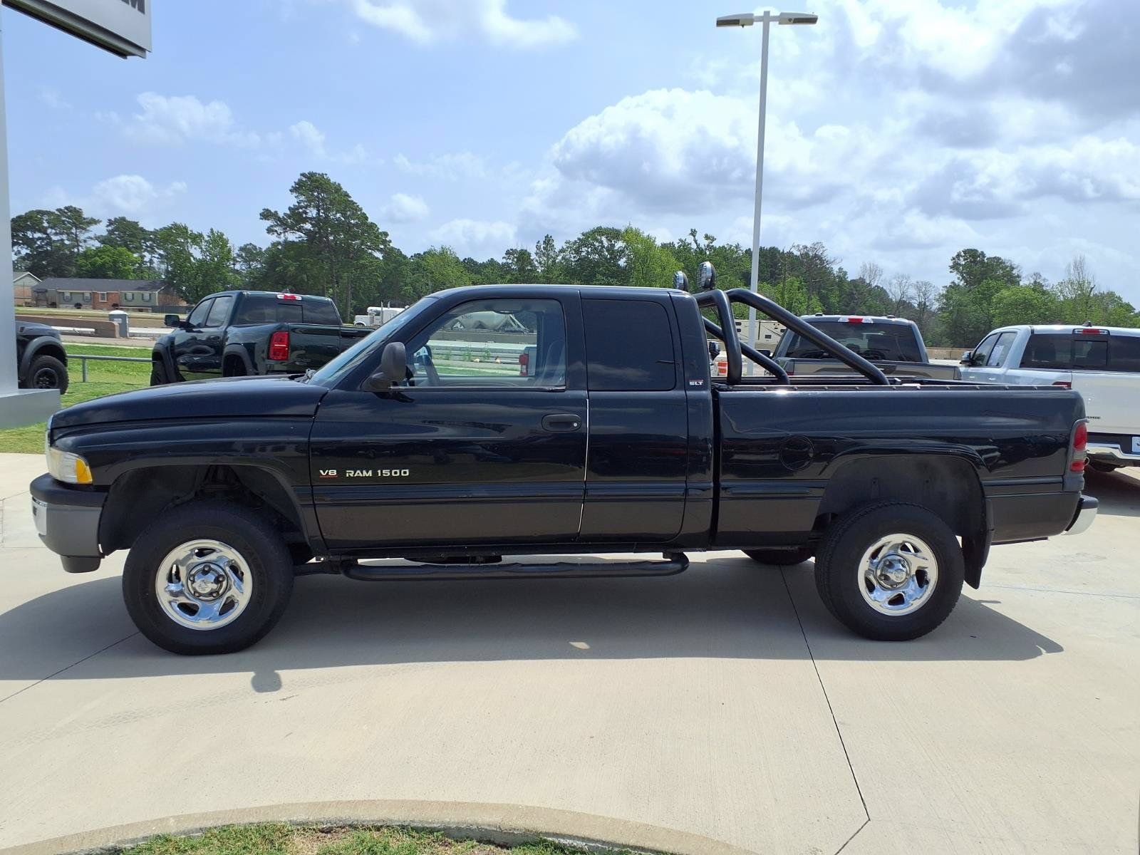 Used 1998 Dodge Ram 1500 Truck 4x4 Quad Cab image 8
