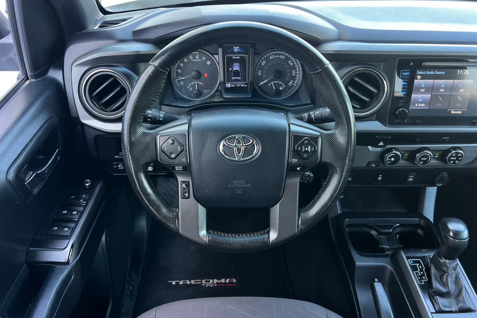Used 2017 Toyota Tacoma TRD Sport w/ Tow Package RWD image 15