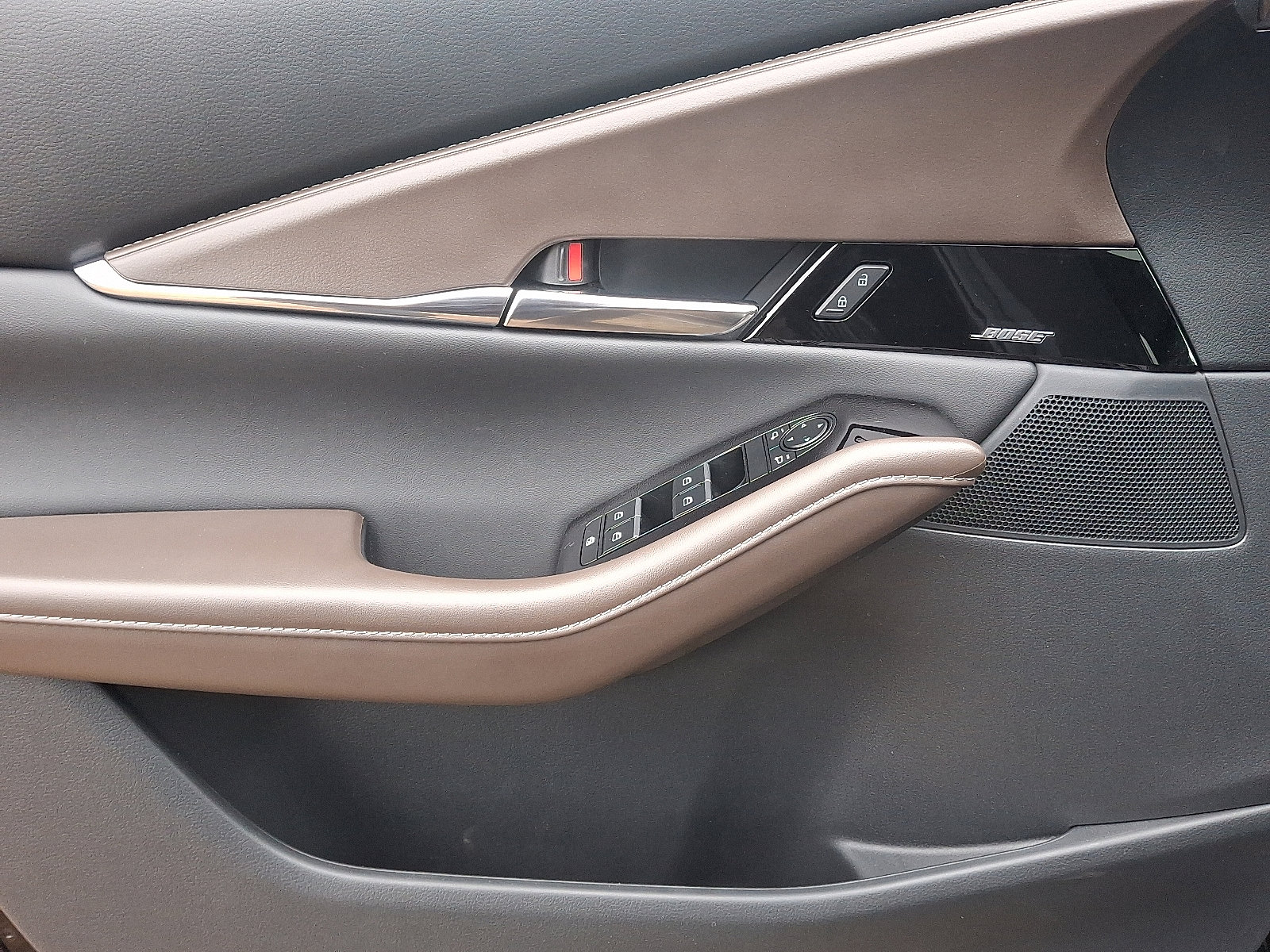 New 2025 MAZDA CX-30 AWD 2.5 S w/ Premium Package image 6