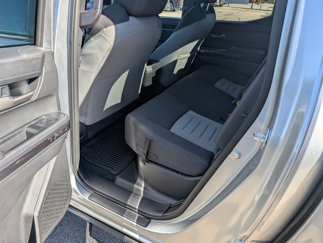 Used 2025 Toyota Tacoma TRD Sport image 12