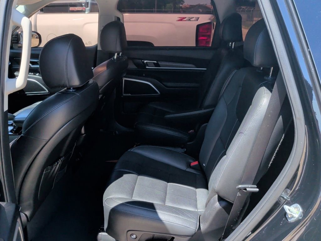 Used 2021 Kia Telluride EX w/ EX Premium Package FWD image 11