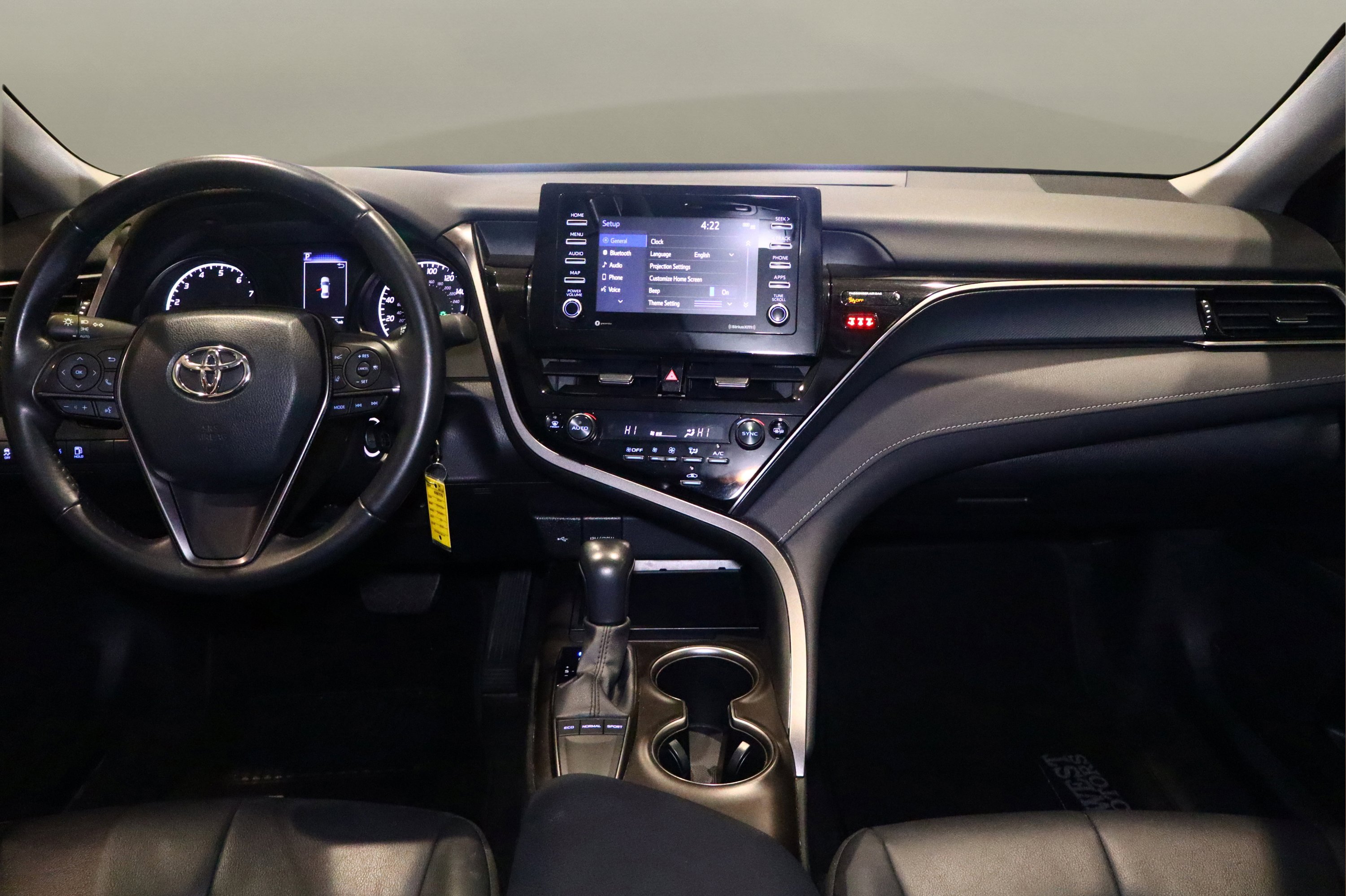 Used 2024 Toyota Camry SE image 22