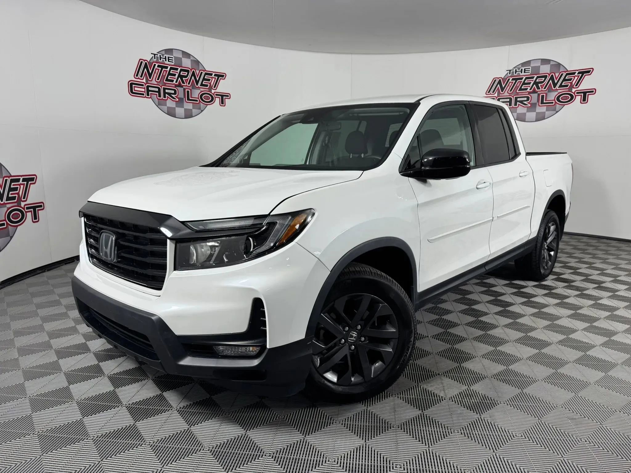 Used 2021 Honda Ridgeline Sport image 1