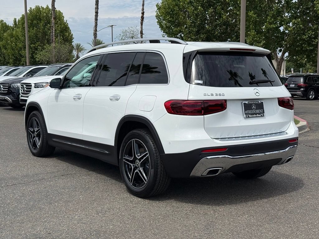 New 2026 Mercedes-Benz GLB 250 image 8