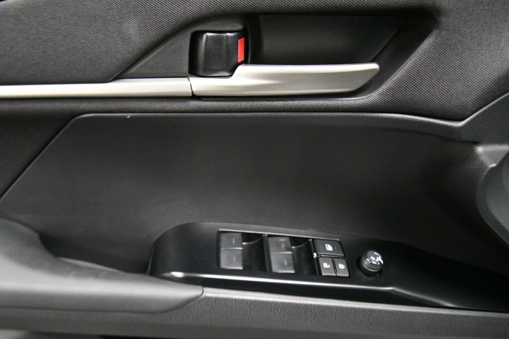 Certified 2025 Toyota Camry LE image 11
