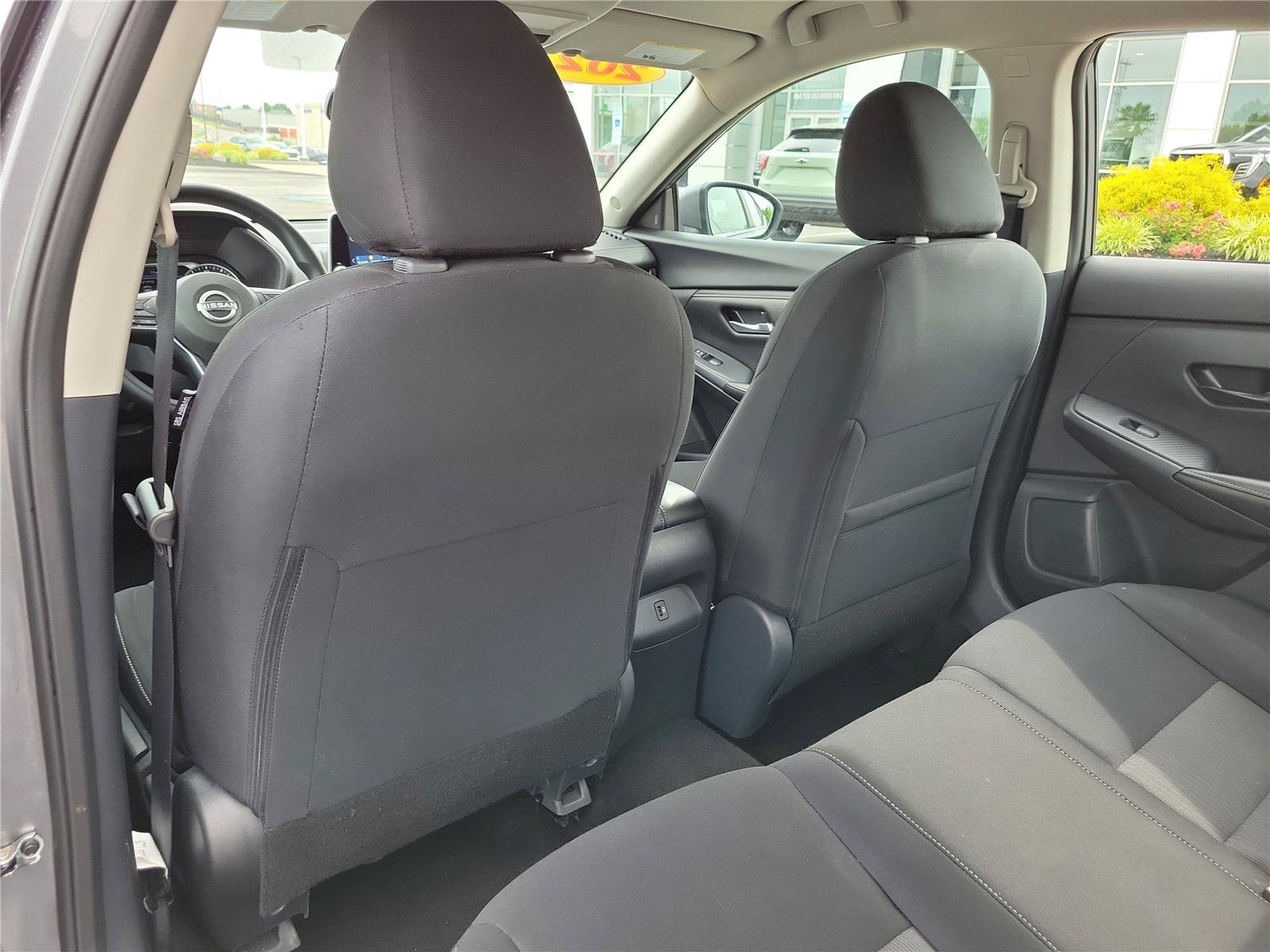 Used 2024 Nissan Sentra SV FWD image 13