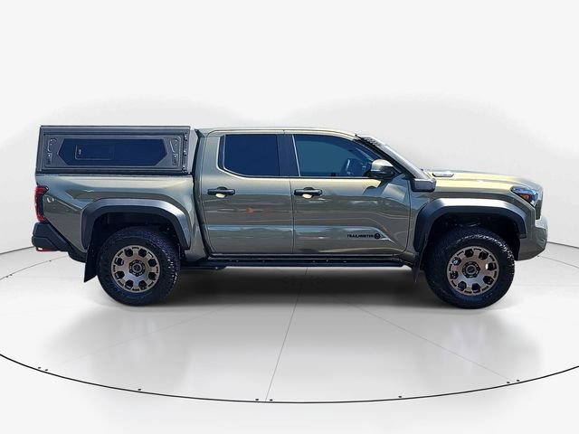 Used 2025 Toyota Tacoma 4x4 Double Cab Hybrid w/ Tow Tech Package image 2