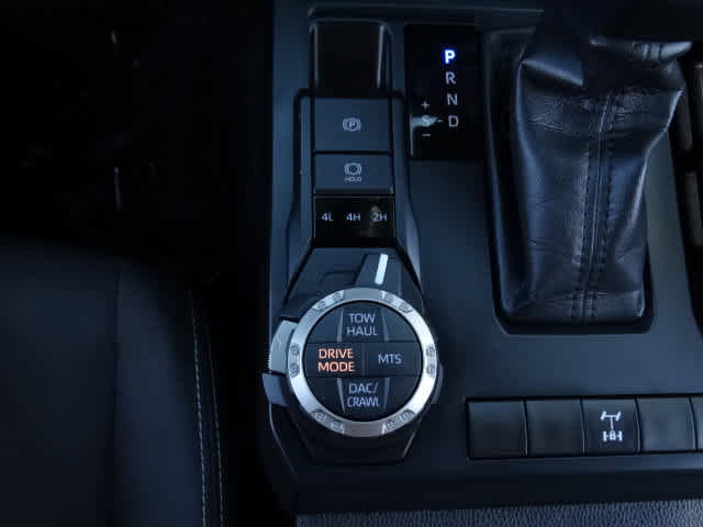Used 2025 Toyota Tacoma TRD Off-Road image 34