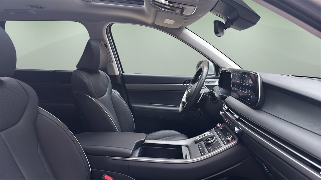 Certified 2025 Hyundai Palisade SEL image 15