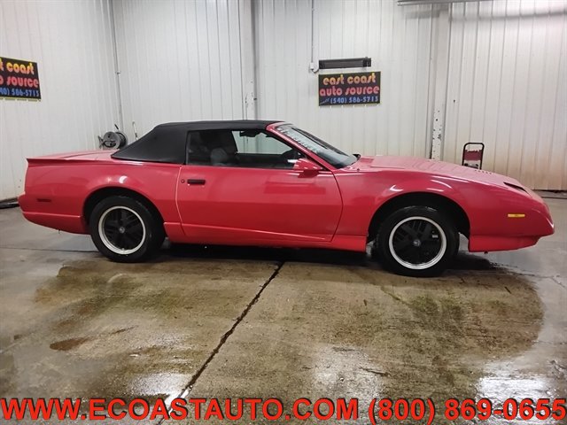 Used 1992 Pontiac Firebird Convertible RWD image 2
