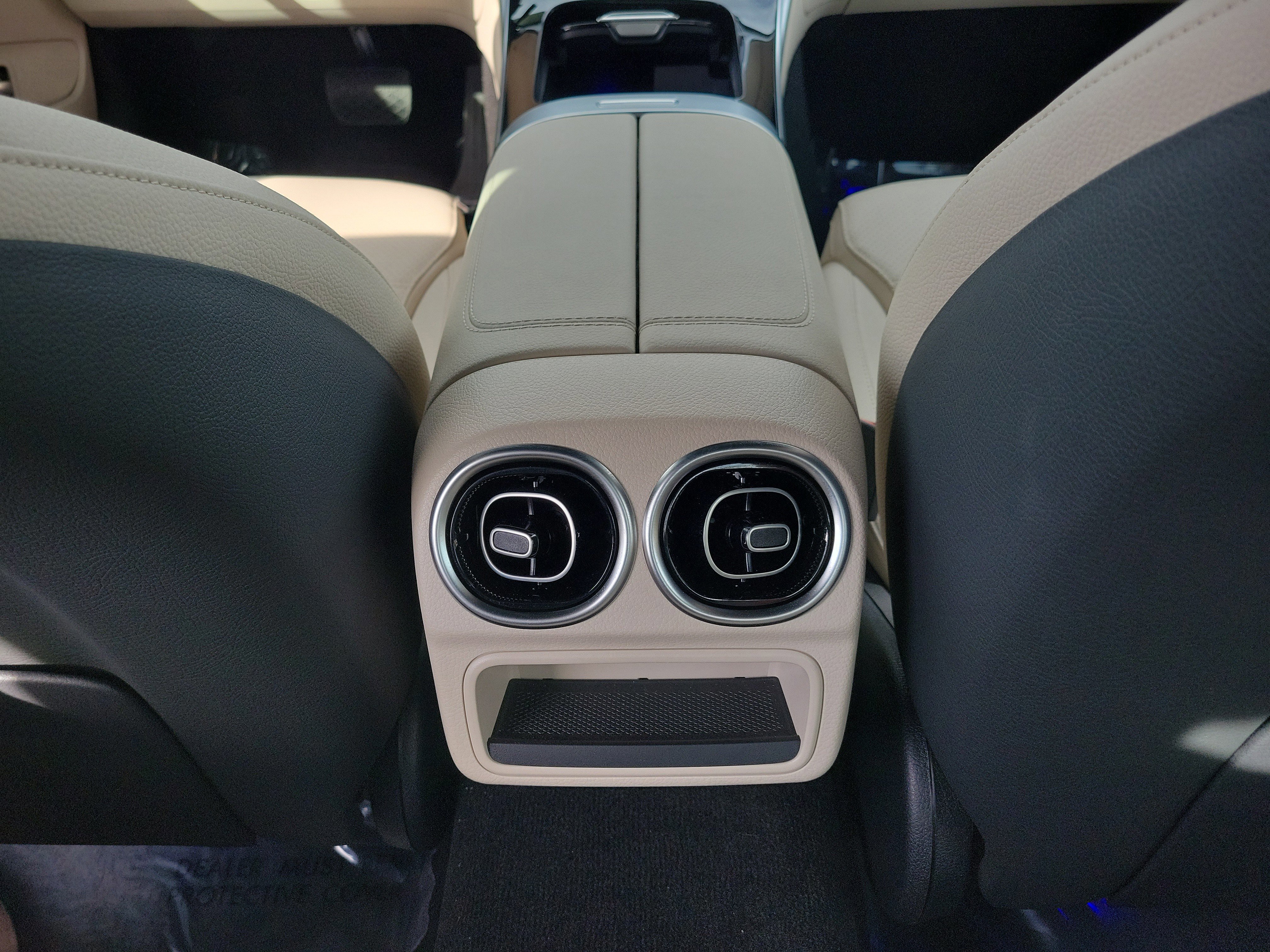 Certified 2025 Mercedes-Benz C 300 Sedan image 15