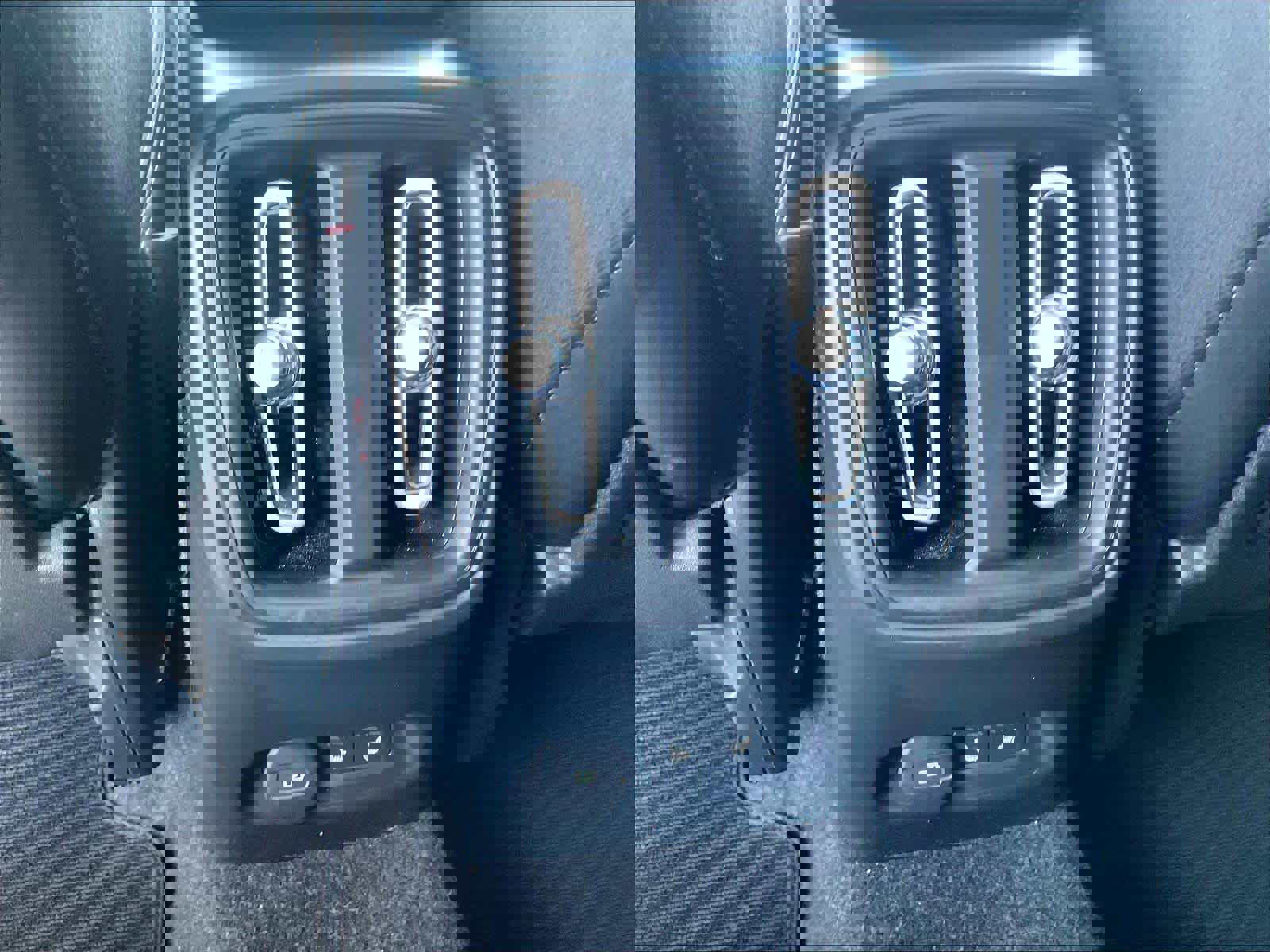 Used 2023 Volvo C40 P8 Recharge Ultimate image 36