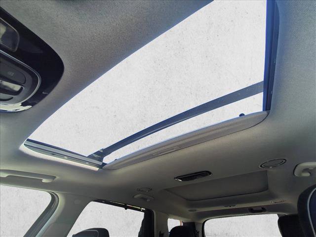 Used 2022 Hyundai Palisade Limited w/ Cargo Package image 21