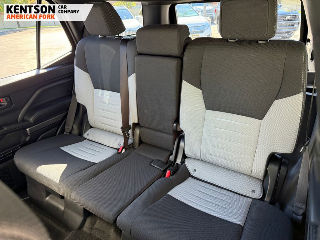 Used 2025 Toyota 4Runner TRD Off-Road image 34