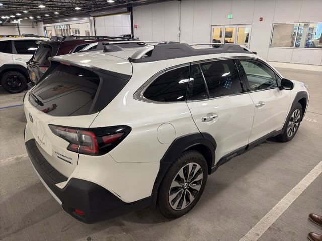 Used 2023 Subaru Outback Touring XT AWD/4WD image 1