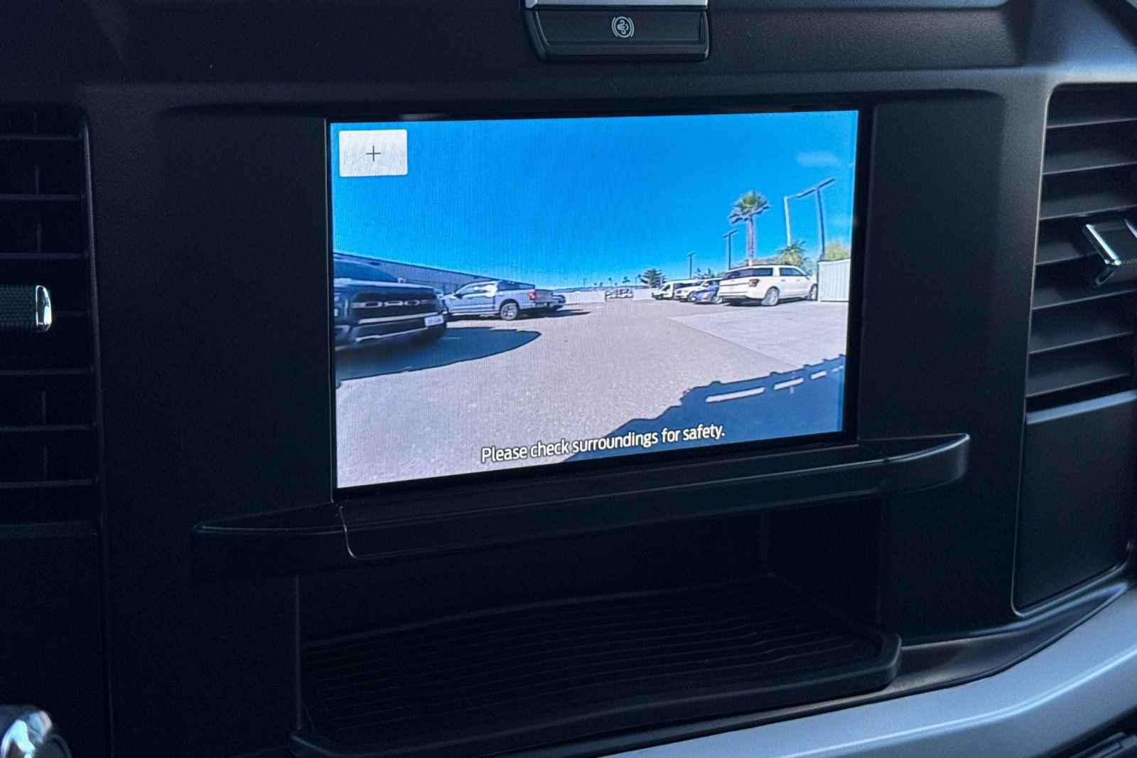 New 2025 Ford F550 4x4 Crew Cab Super Duty image 17