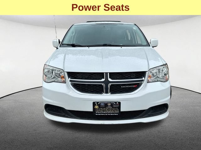 Used 2015 Dodge Grand Caravan SXT w/ UConnect Hands-Free Group FWD image 4