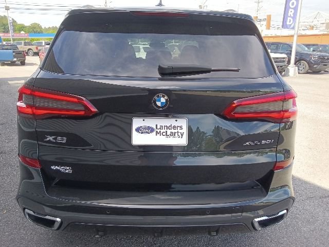 Used 2019 BMW X5 xDrive50i w/ M Sport Package AWD/4WD image 4