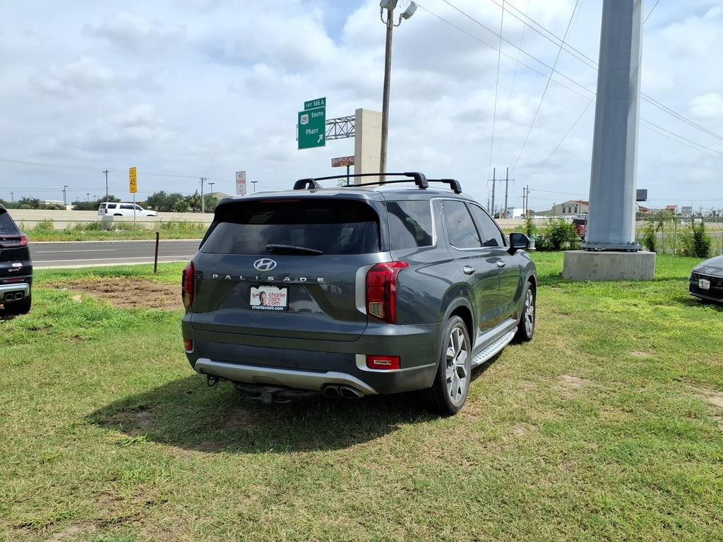 Used 2022 Hyundai Palisade SEL w/ Premium Package AWD/4WD image 5