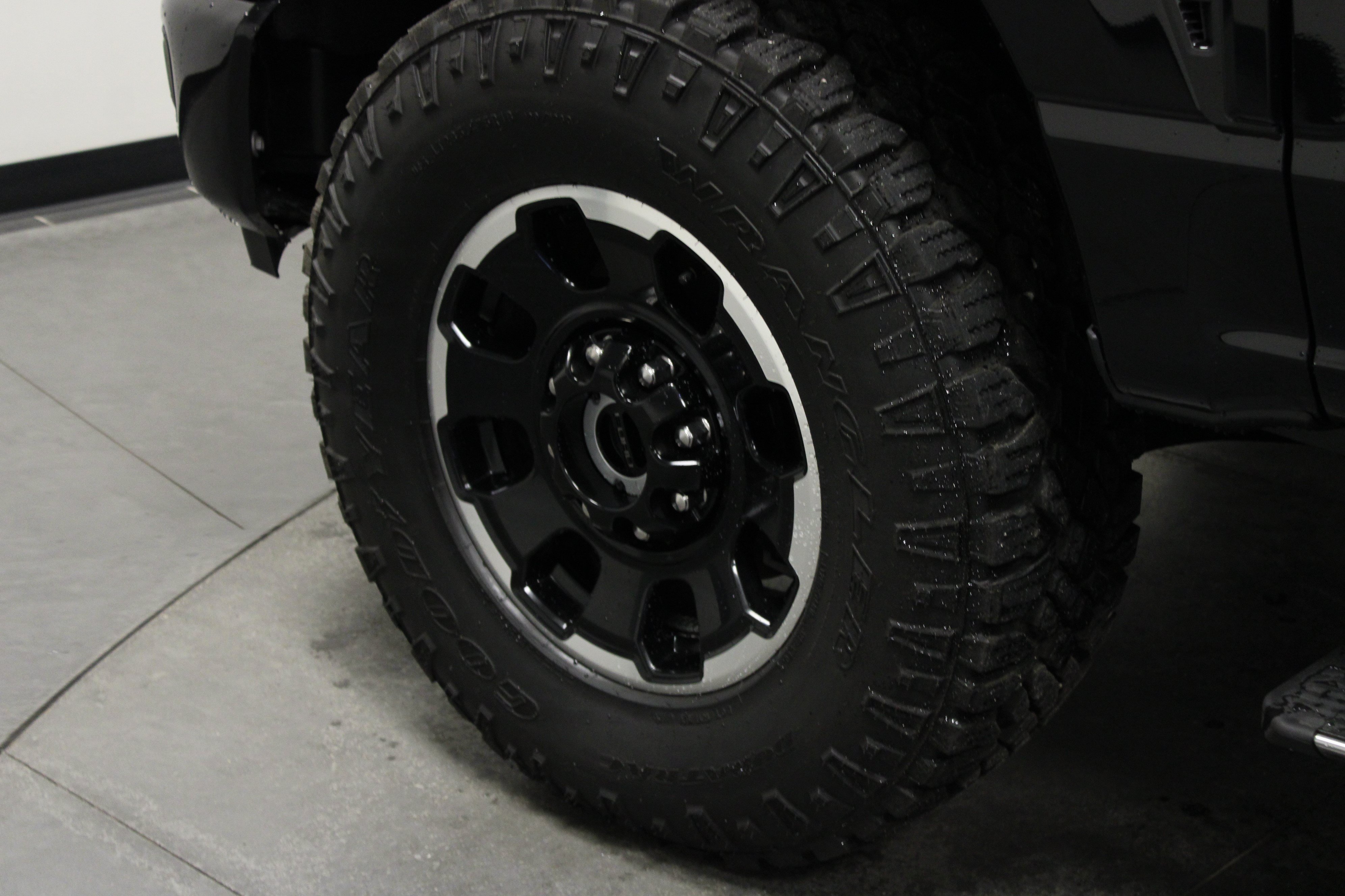 Used 2026 Ford F350 Platinum w/ Tremor Off-Road Package AWD/4WD image 10