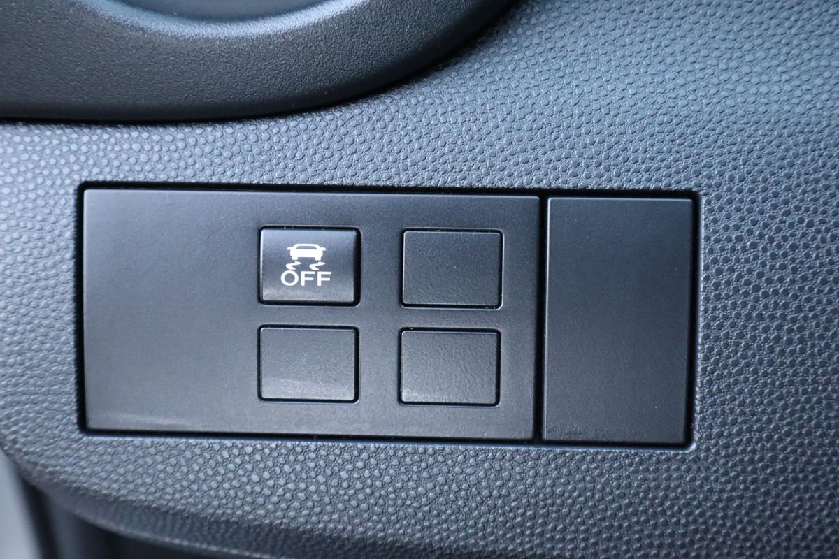 Used 2012 MAZDA MAZDA2 Touring image 28