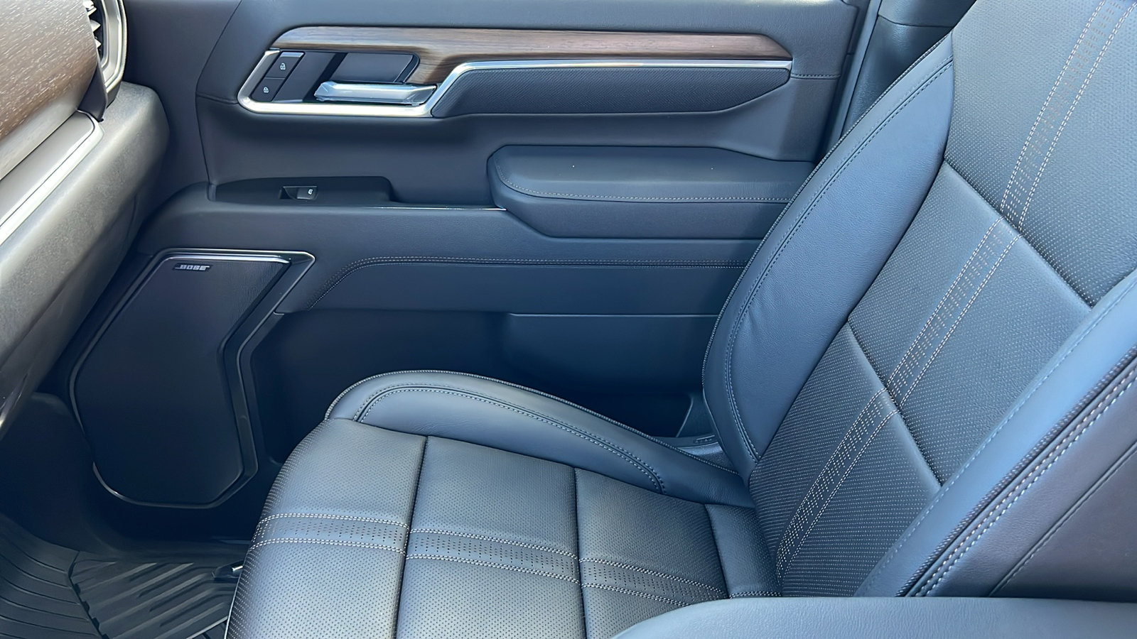 New 2025 Chevrolet Silverado 2500 High Country w/ High Country Premium Package image 22