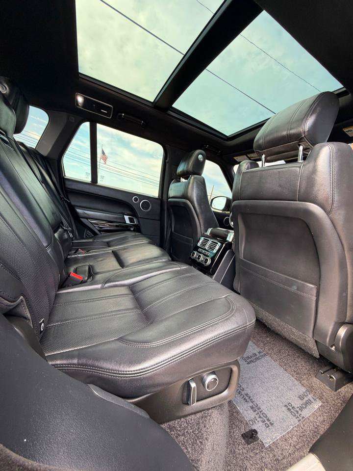 Used 2016 Land Rover Range Rover Supercharged AWD/4WD image 41