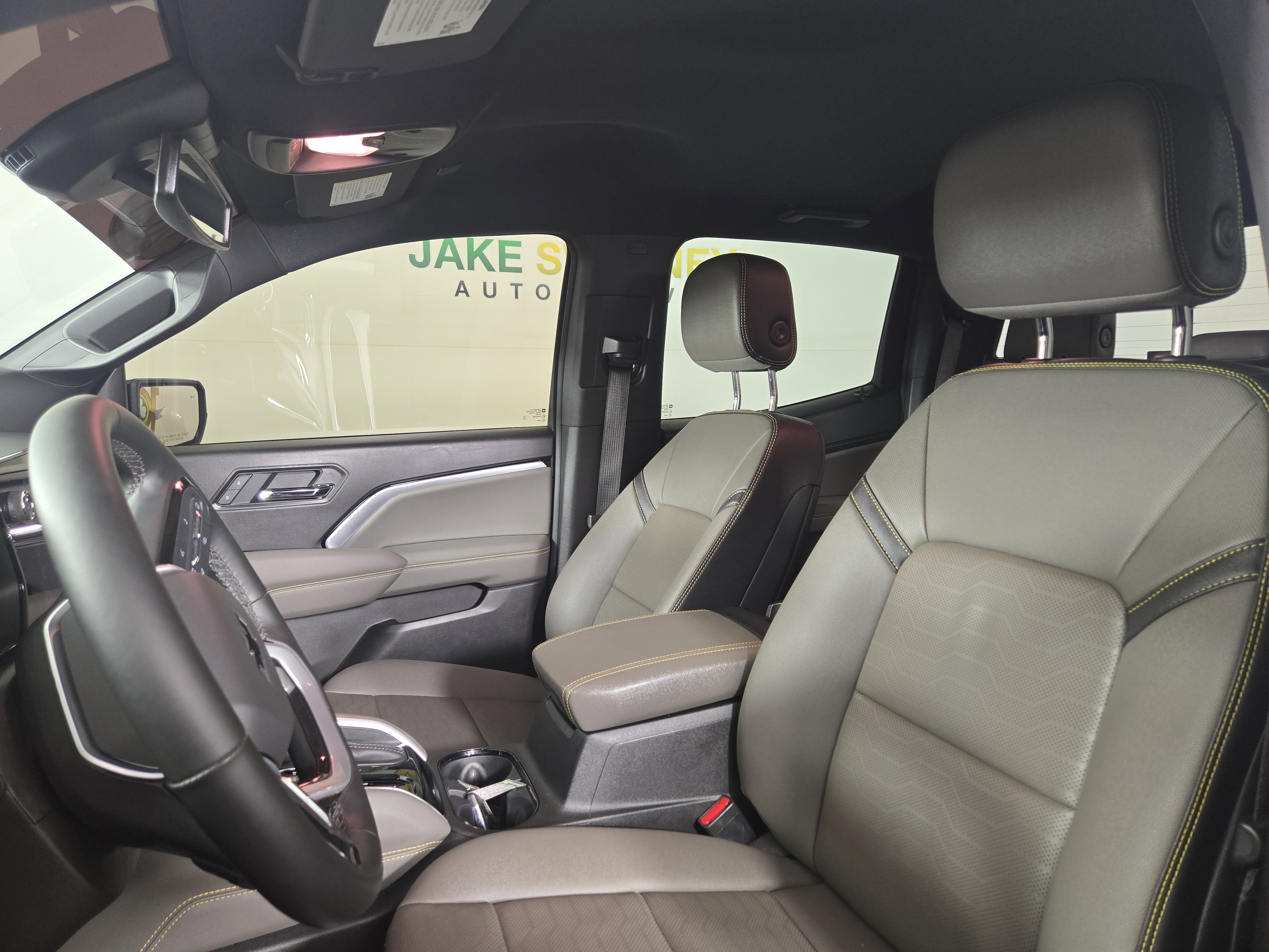 Certified 2025 Chevrolet Colorado ZR2 w/ Technology Package image 11