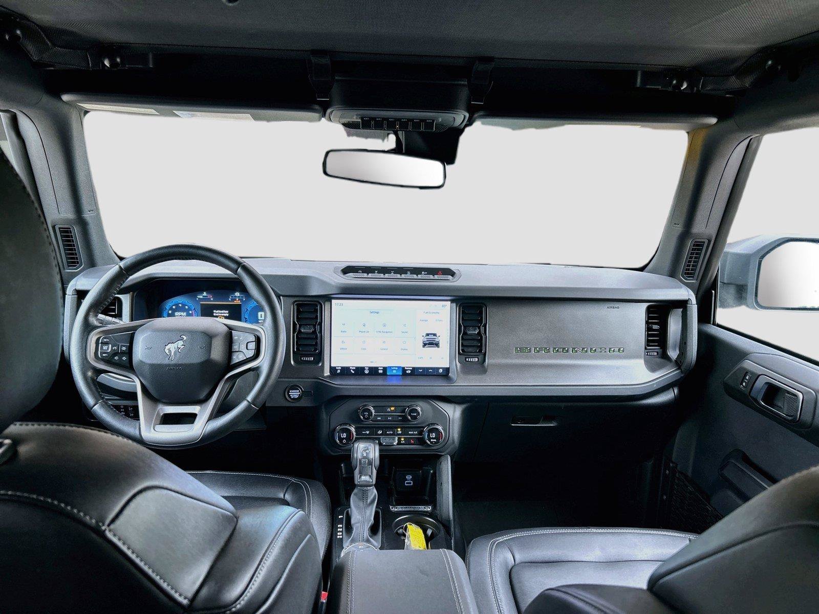 Used 2025 Ford Bronco Badlands w/ Sasquatch Package AWD/4WD image 17