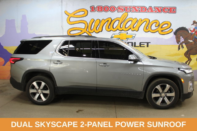 Used 2024 Chevrolet Traverse Limited LT AWD/4WD image 1