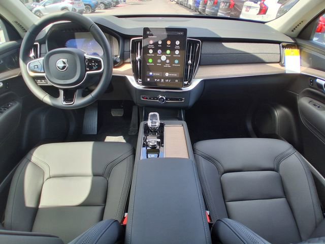 New 2026 Volvo XC90 T8 Plus AWD/4WD image 12